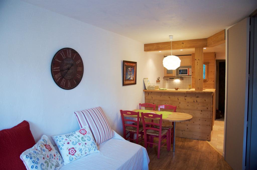 Apartment Courmayeur Chamonix Zimmer foto