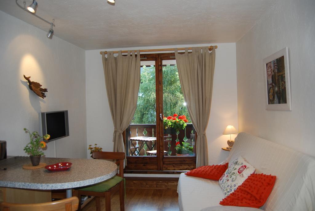 Apartment Courmayeur Chamonix Zimmer foto